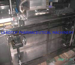 PLC Controlled Multifunction Blister Packing Machine For Aluminum Plastic Blister Packaging