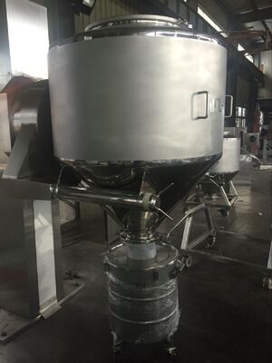 Good price Automatic / Semi Automatic Pharmaceutical Mixer Powder Machine Bin Blender online