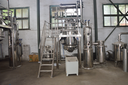 Stainless Steel Vacuum Chinese Herbal Extraction And Concentration Tank ...