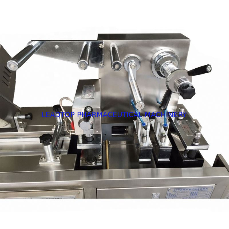 Small Aluminum Blister Packing Machine 0.4 Mpa Plastic Tablet Pharmaceutica