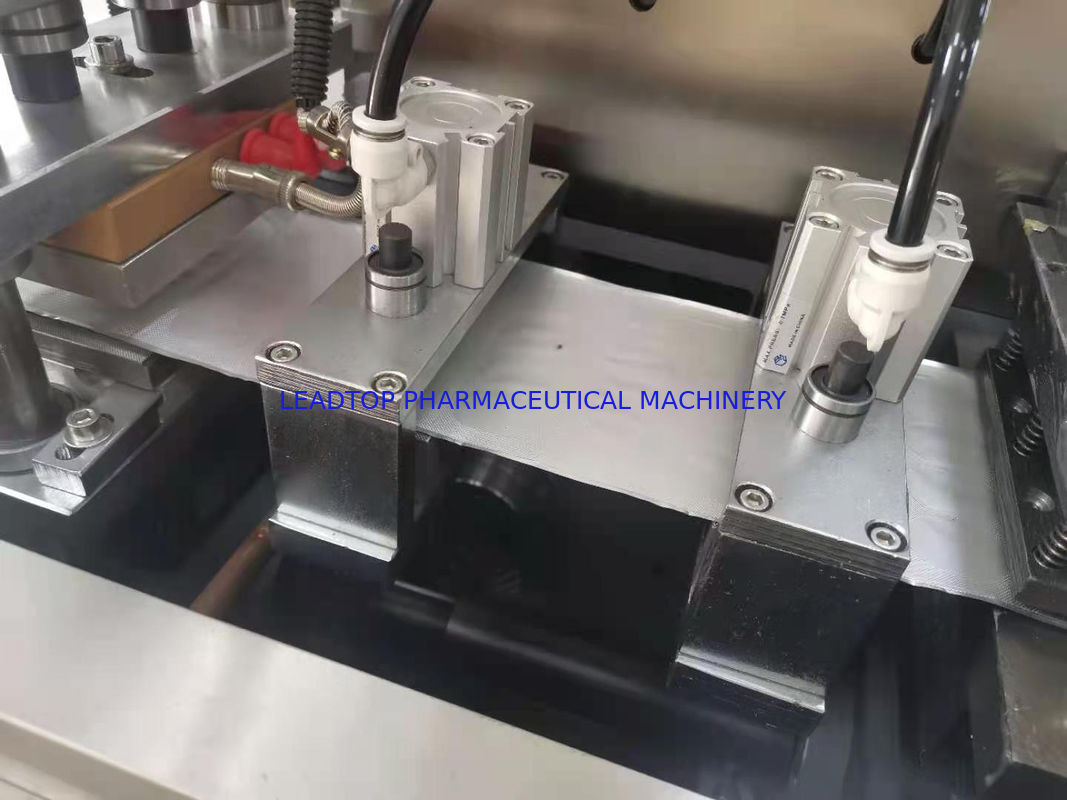 PVC Aluminum Foil Softgel Blister Packaging Machine 2.2kw